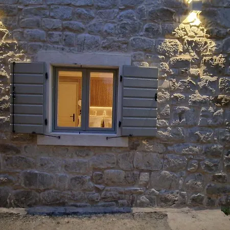 Villa Viu2 Castle